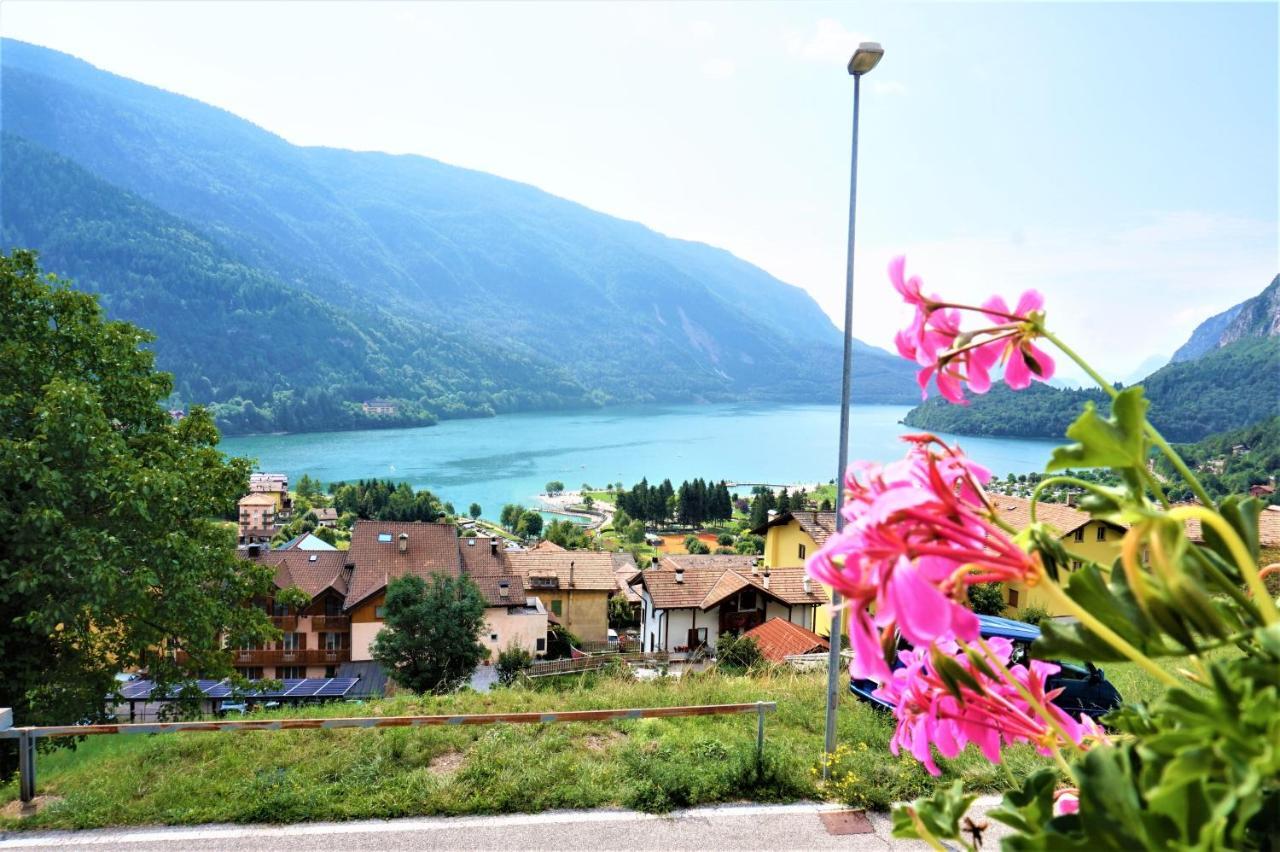 Pra De Dort Casa Vacanze Molveno Exteriör bild