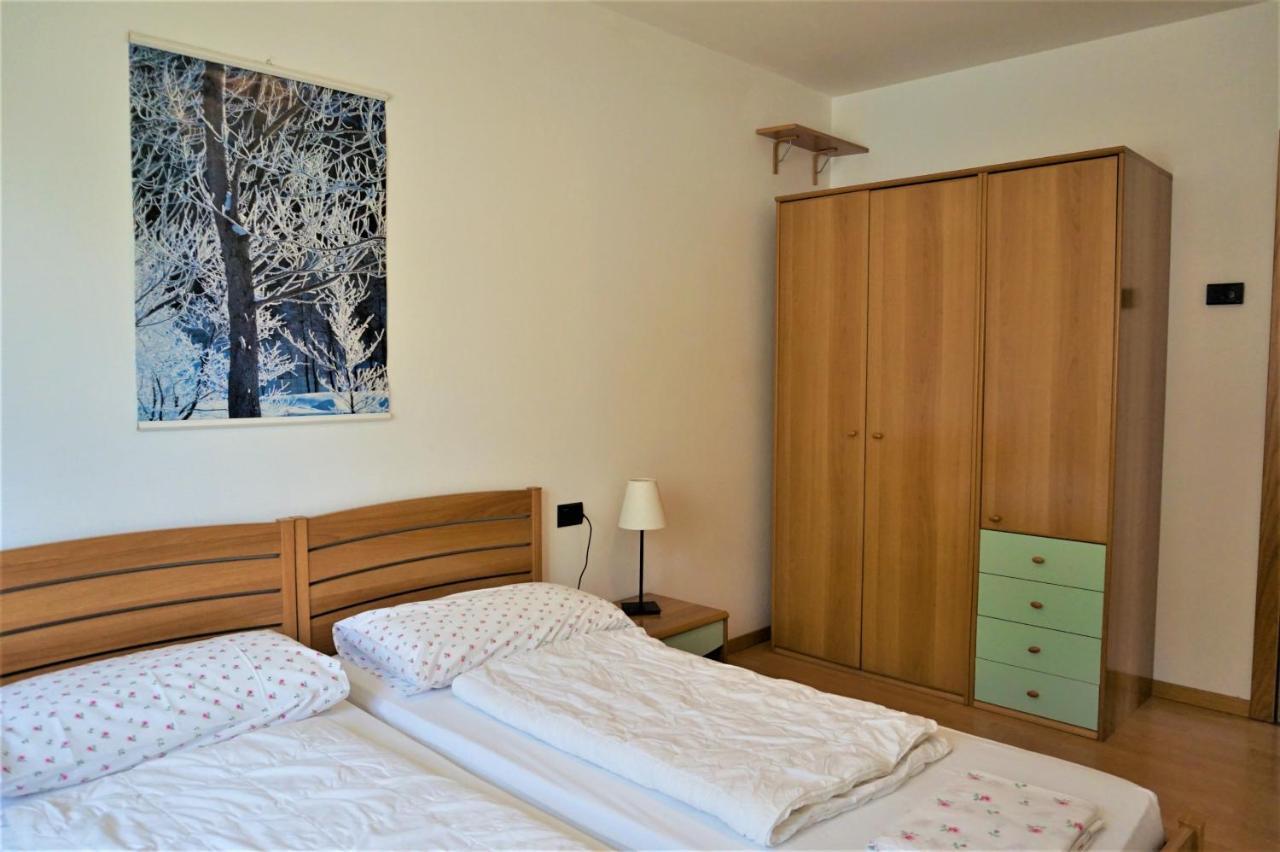 Pra De Dort Casa Vacanze Molveno Exteriör bild