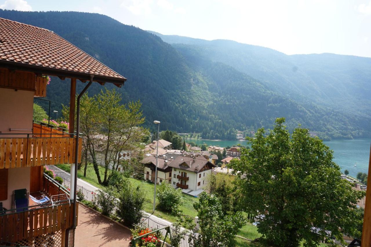 Pra De Dort Casa Vacanze Molveno Exteriör bild