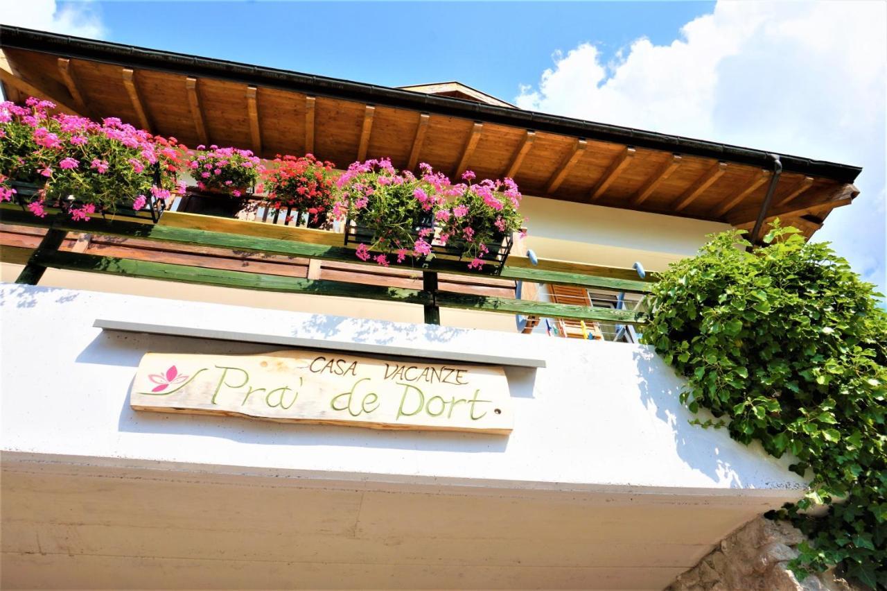 Pra De Dort Casa Vacanze Molveno Exteriör bild